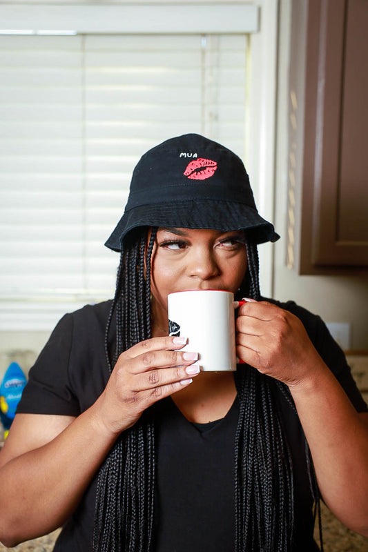MUA KISSY BUCKET HAT - BLACK - MUA